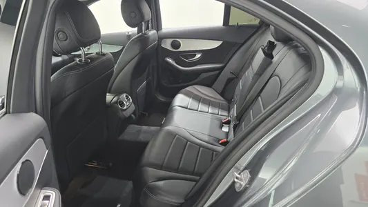 Mercedes-Benz C-Class W205 C350e 2018 11