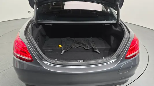 Mercedes-Benz C-Class W205 C350e 2018 17