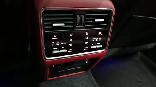 Porsche (PO536) 3.0 2022 18