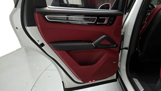 Porsche (PO536) 3.0 2022 24
