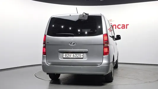 Hyundai Grand Starex 5 2017 4