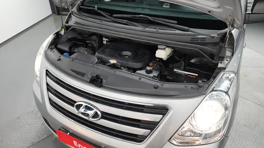 Hyundai Grand Starex 5 2017 6