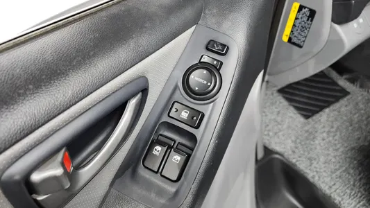 Hyundai Grand Starex 5 2017 19