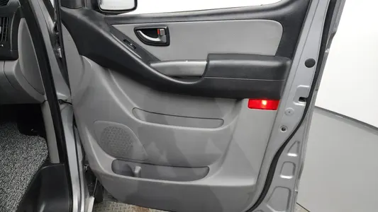 Hyundai Grand Starex 5 2017 24