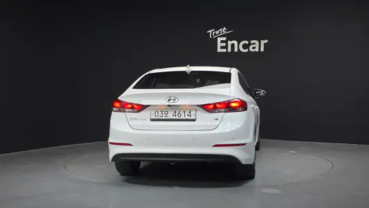 Hyundai AD 1.6 GDI 2017 4