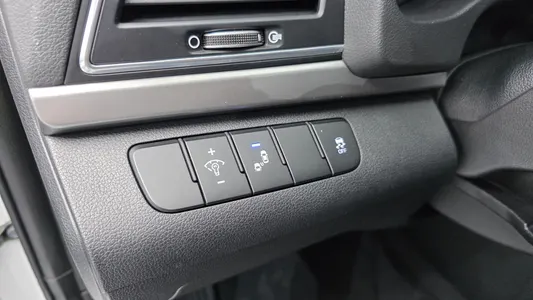 Hyundai AD 1.6 GDI 2017 13