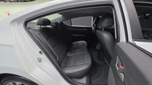 Hyundai AD 1.6 GDI 2017 19