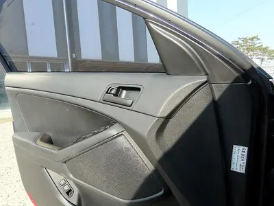Kia K5 2.0 2011 11