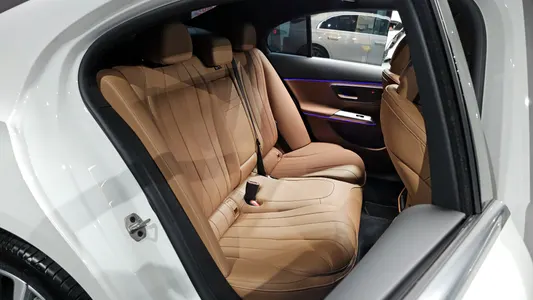 Mercedes-Benz E-Class W214 E220d 4MATIC 2024 11