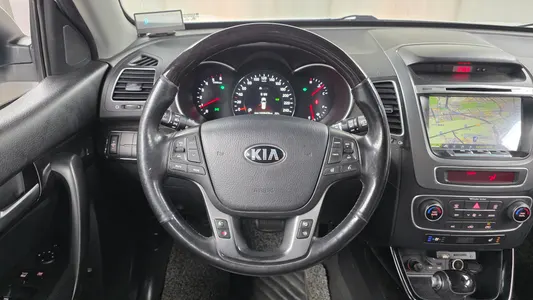 Kia R 2.0 2WD 2013 15