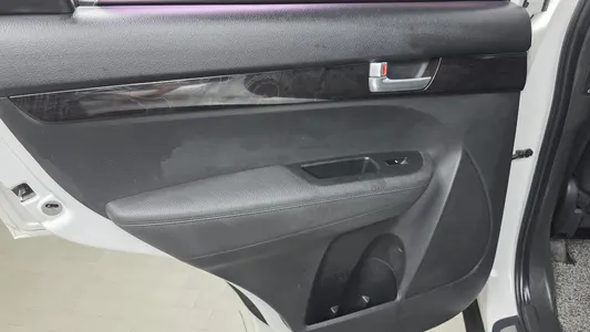 Kia R 2.0 2WD 2013 25