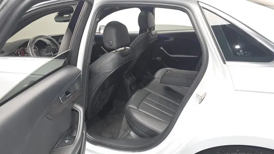 Audi A4 (B9) 40 TFSI 2019 12