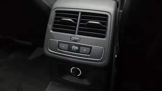 Audi A4 (B9) 40 TFSI 2019 29