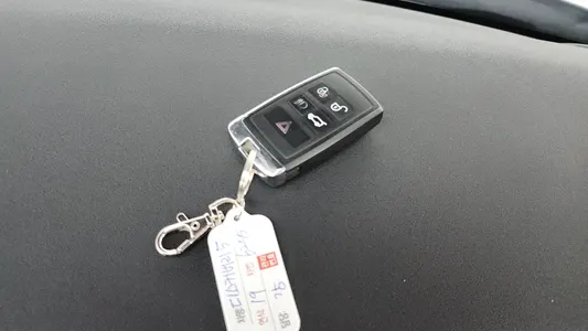 Land Rover 5 3.0 SD6 HSE 2019 19
