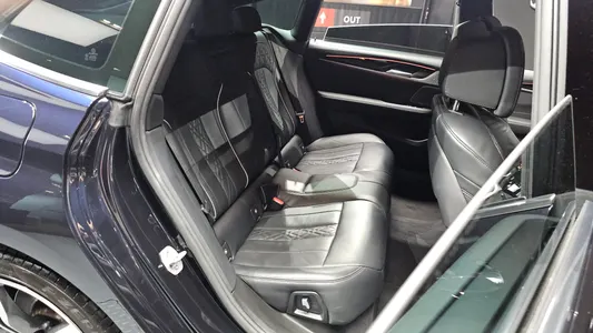 BMW 6 Series GT (G32) 630i xDrive M 2023 11
