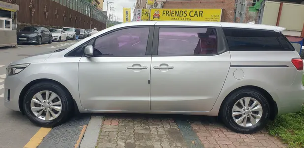 Kia 카니발 11 2015 10