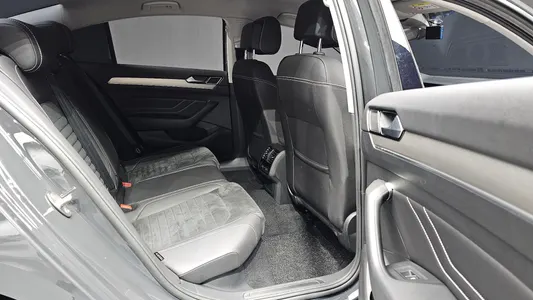 Volkswagen GT(B8) 2.0 TDI 2021 12