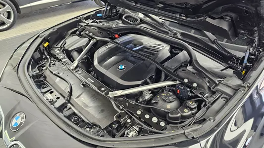 BMW 7 Series (G70) 740i xDrive M 2024 5