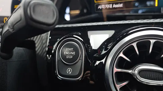 Mercedes-Benz A-Class W177 A220 2020 29