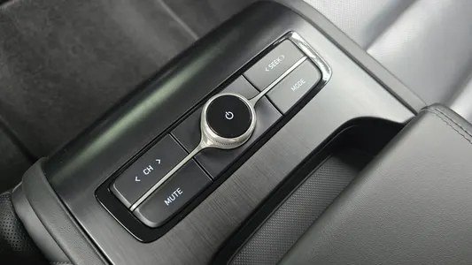 Hyundai IG 3.3 2022 32