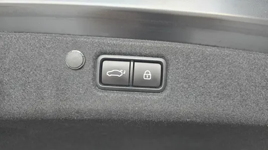 Hyundai IG 3.3 2022 36