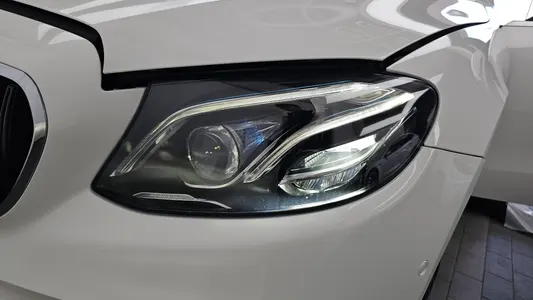 Mercedes-Benz E-Class W213 E220d 2018 22
