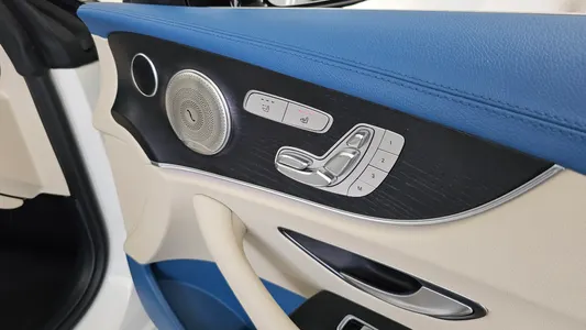 Mercedes-Benz E-Class W213 E220d 2018 31