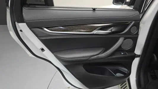 BMW X6 (F16) xDrive 30d 2017 25