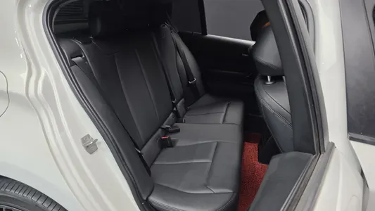 BMW 1 Series (F20) 118d 5 2016 11
