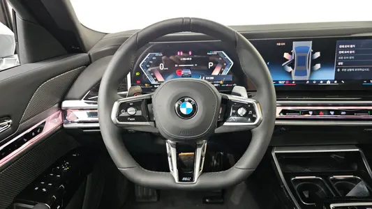 BMW 7 Series (G70) 740i xDrive M 2025 13