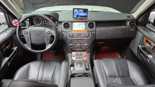 Land Rover 4 3.0 SDV6 SE 2015 7