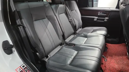 Land Rover 4 3.0 SDV6 SE 2015 11