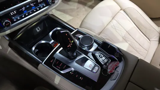 BMW 7 Series (G11) 730Ld xDrive 2015 9