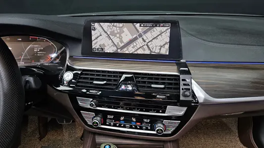 BMW 5 Series (G30) 520d M 2019 12