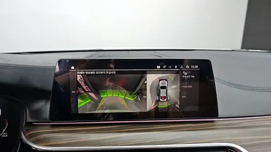 BMW 5 Series (G30) 520d M 2019 14