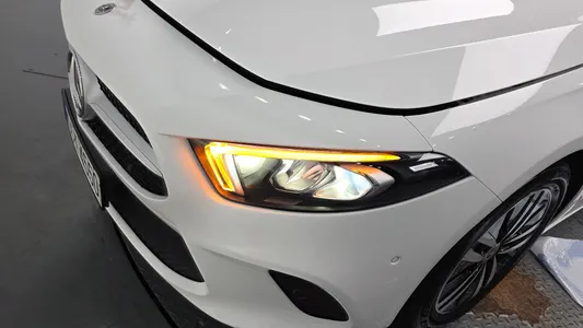 Mercedes-Benz A-Class W177 A220 2022 22