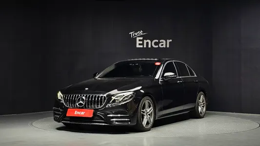 Mercedes-Benz E-Class W213 E300 AMG Line 2019