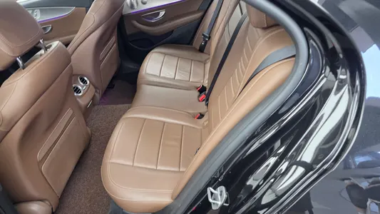 Mercedes-Benz E-Class W213 E300 AMG Line 2019 26