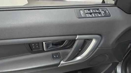 Land Rover 디스커버리 스포츠 2.0 TD4 HSE 2017 17