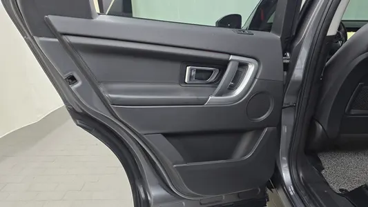 Land Rover 디스커버리 스포츠 2.0 TD4 HSE 2017 25