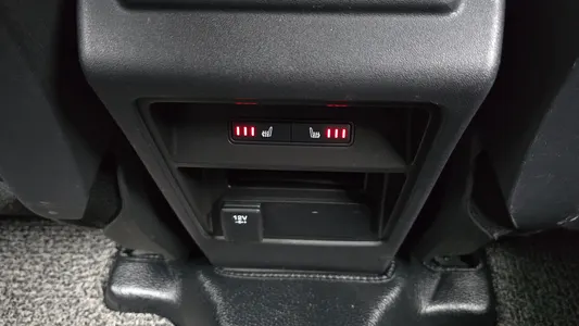 Land Rover 디스커버리 스포츠 2.0 TD4 HSE 2017 27