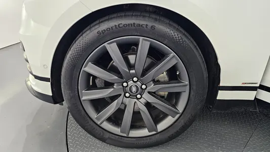 Land Rover 레인지로버 벨라 3.0 D300 R- HSE 2019 5