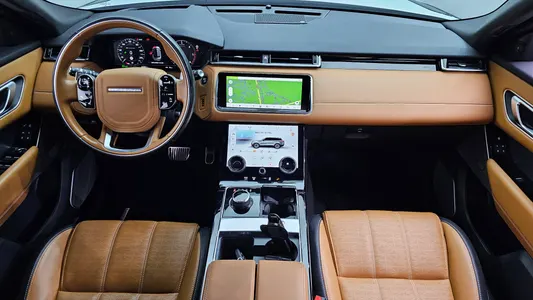 Land Rover 레인지로버 벨라 3.0 D300 R- HSE 2019 7