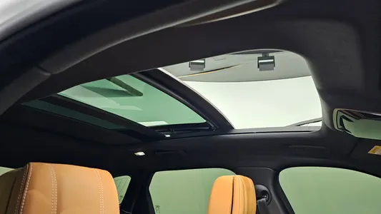 Land Rover 레인지로버 벨라 3.0 D300 R- HSE 2019 16