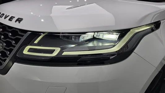Land Rover 레인지로버 벨라 3.0 D300 R- HSE 2019 22