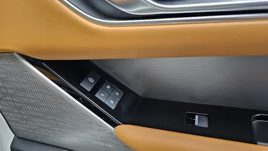 Land Rover 레인지로버 벨라 3.0 D300 R- HSE 2019 35