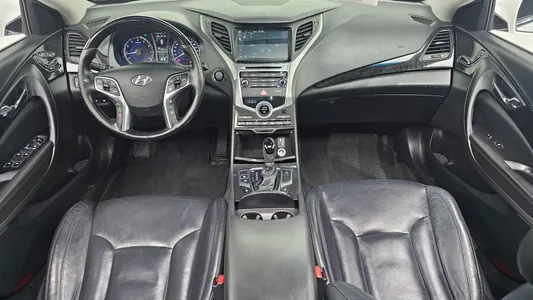 Hyundai Grandeur HG HG240 2015 7