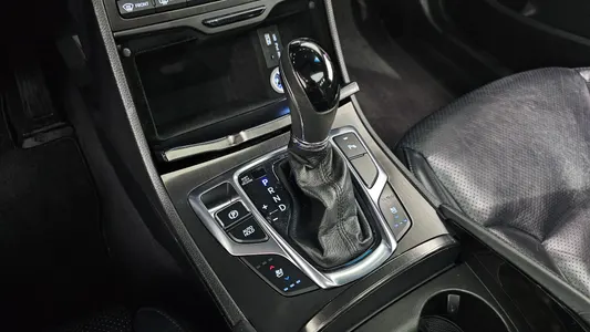 Hyundai Grandeur HG HG240 2015 9