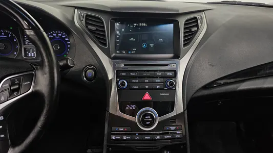 Hyundai Grandeur HG HG240 2015 14