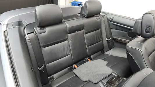 BMW 3 Series (E90) 328i 2009 11